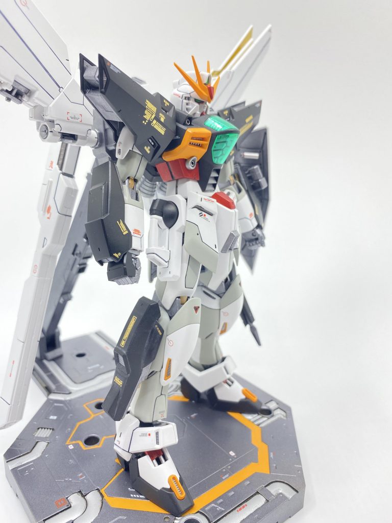 黒色に金色のデカールは高級感が出て重宝します。