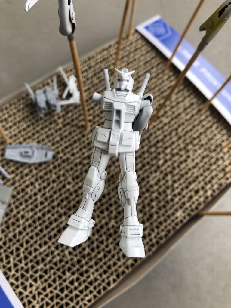 あまり修正できてないのに、白を吹いてしまいました。この後、筆塗りしてます。初のセイラマスオカラー、楽しかった!ご覧いただきありがとうございます!