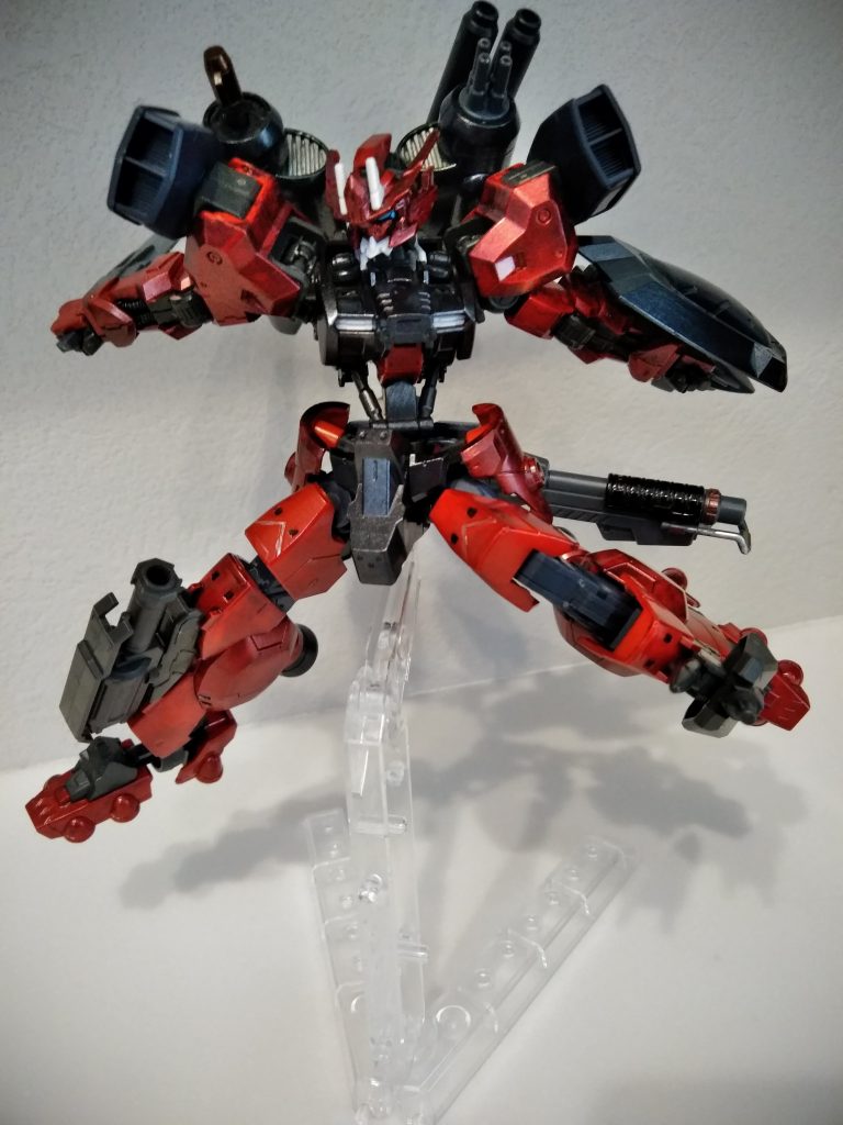 膝部パイルバンカー&機関砲