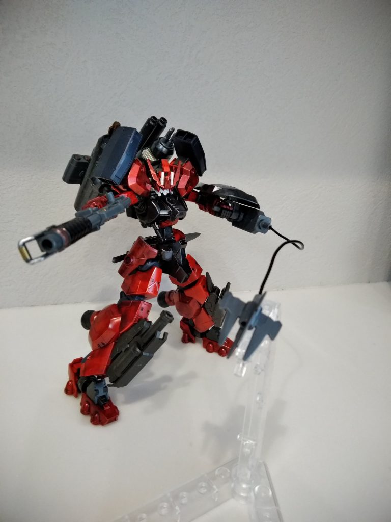 ワイヤークロー射出！！