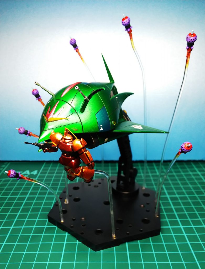 エルメスに少しスジ彫りを加えた程度で特に目だったことはやっておりません。 