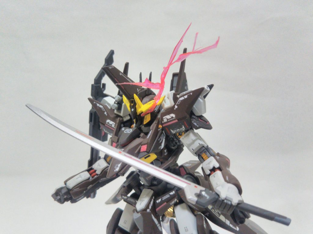 リミッター解除ピンクのクリアパーツから初エフェクト作成してみました。