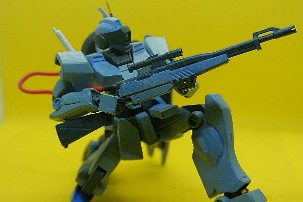 可動域もなかなかで結構遊べますやっぱスナⅡはバイザー閉じてライフル構えるの似合いますよね