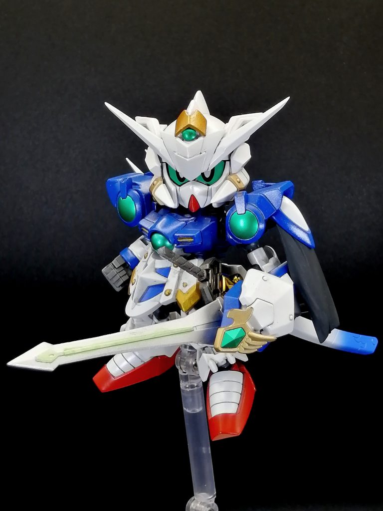 GNナイトソード。肩のマントはリペアの印象から引っ張ってきています。