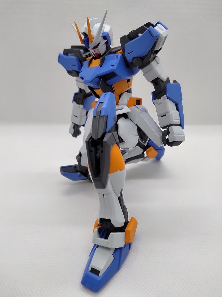 膝立ちもきれいにできる良いキットです。 