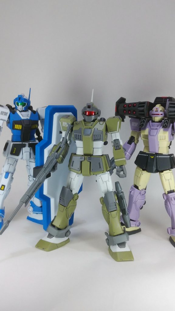 ガードカスタム、インターセプトカスタム、スナイパーカスタムとの3機そろい踏み。