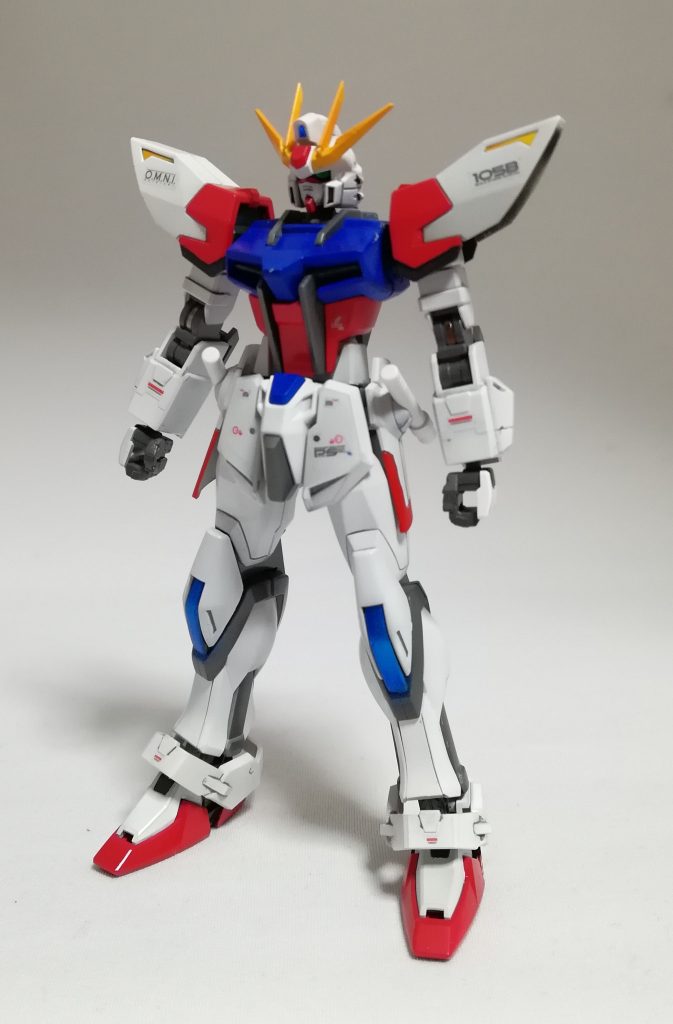 関節にリアリスティックデカールを貼り込んでいます。いかにもな異素材感が出ますね。