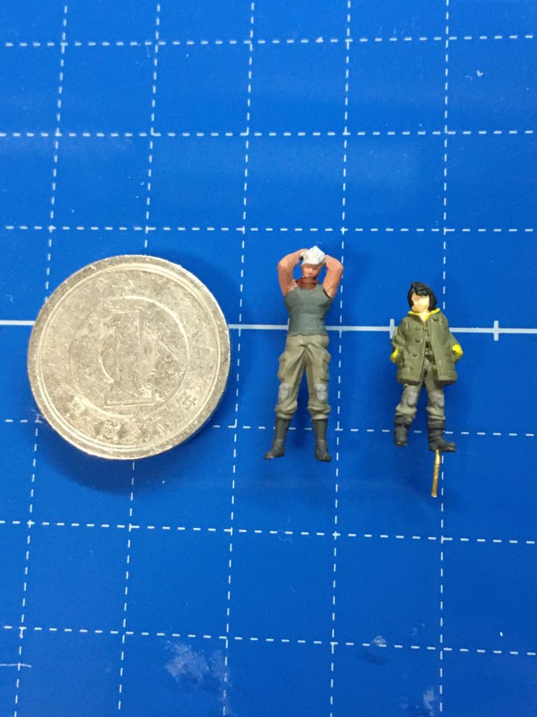 三日月とオルガはポーズを変更しています。