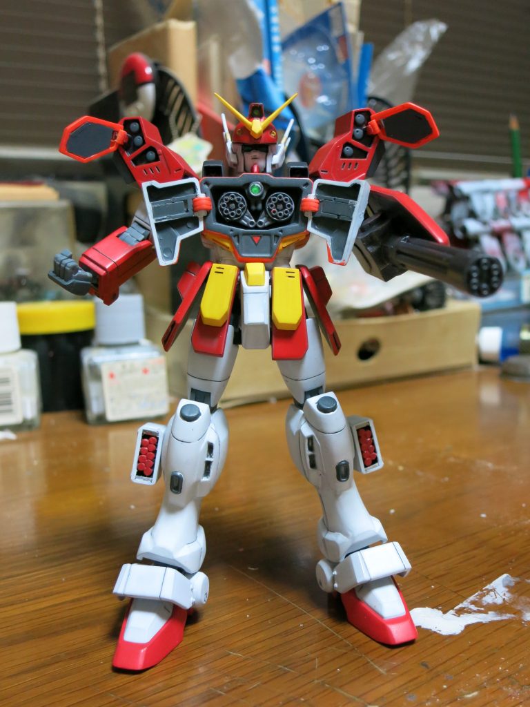 ハッチの開閉に関するギミックは元キットの物をかなり使っています。勝手に開いてこない様に磁石を仕込んでいるくらい。