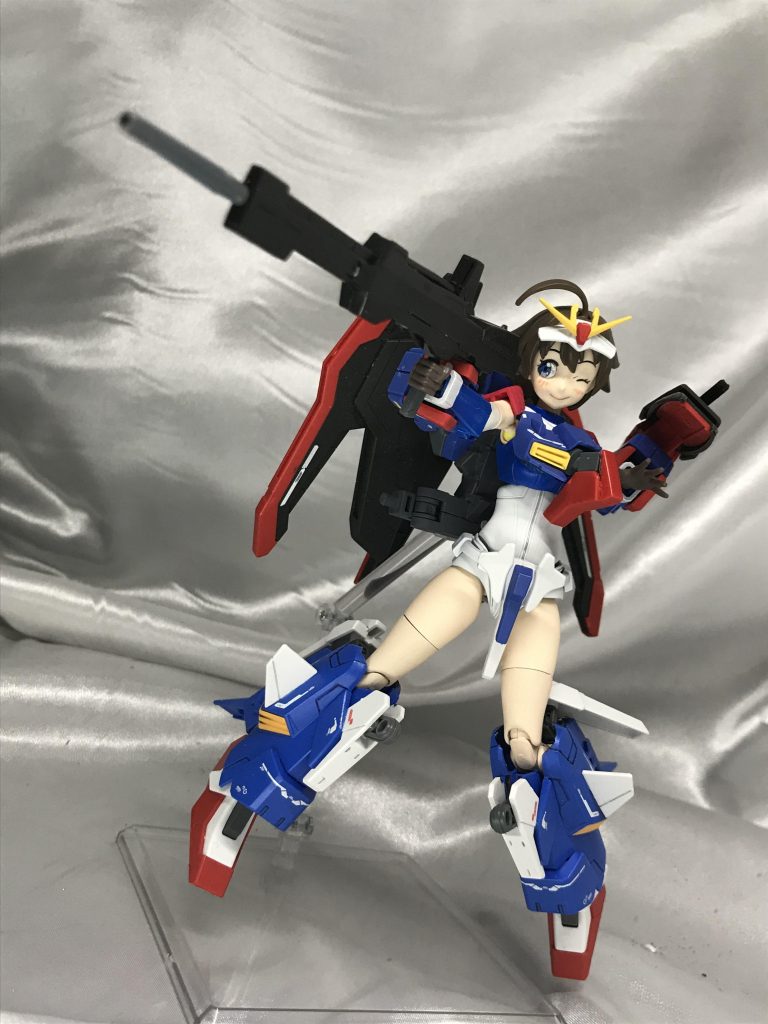 あ、ビームライフルのみ純正ゼータ使ってましたね(笑この時期のライフルはすらっと長い印象が強くて好きです。