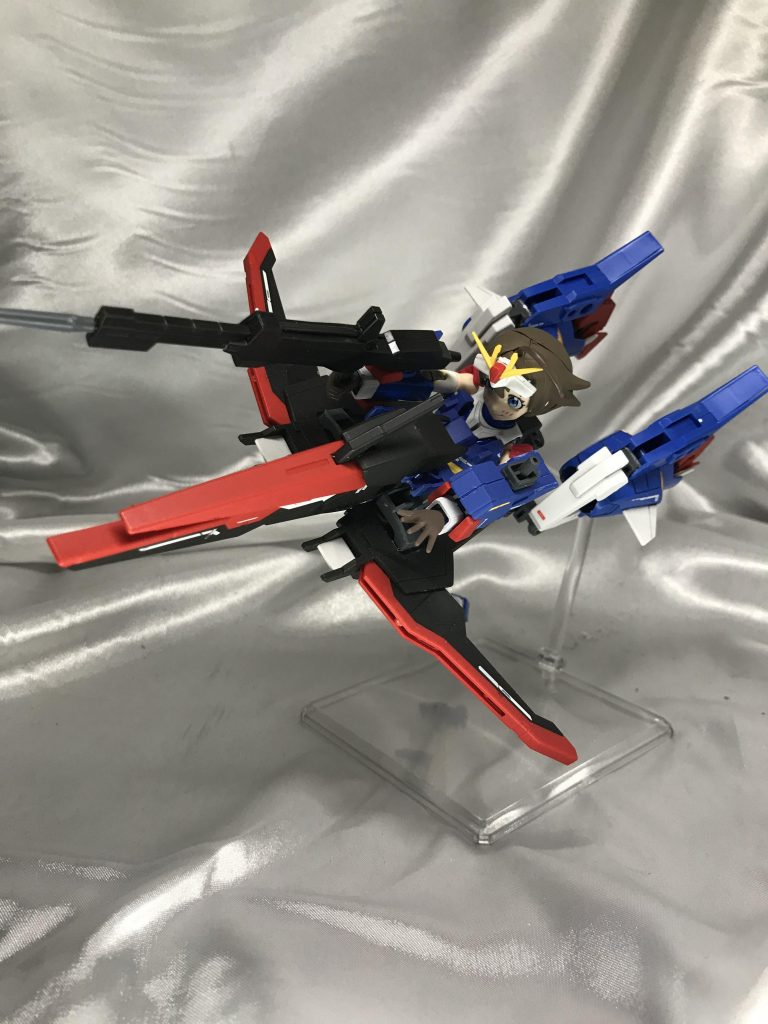 正直この変形機構つけるのめちゃくちゃ楽しかったんで、この先ゼータプラスデルタプラスデルタガンダムデルタカイこれ全部やりたいと思います。ナミさんとフミナとアヤメさん買いこまなきゃ(///▽///)