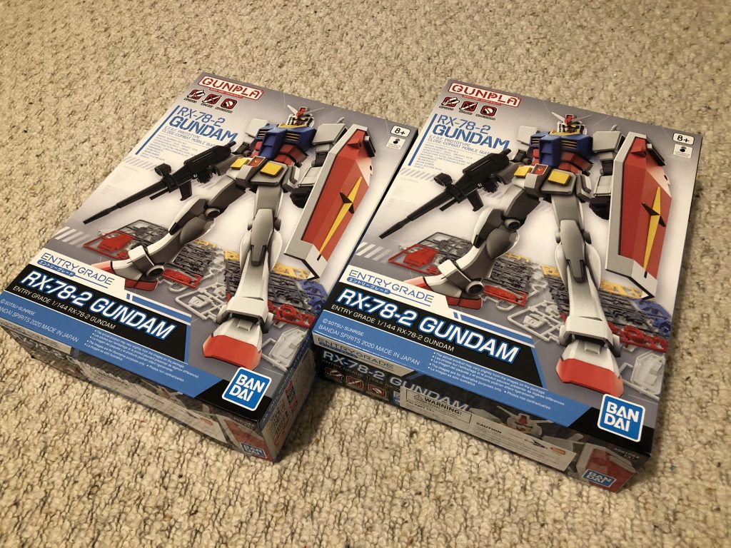 ちなみに海外版パッケージはこんな感じです。キットの中身(プラ部分)は日本で販売されているものと違いは無いはず。プロトタイプカラー用とリアルタイプカラー用の2つを購入しました。