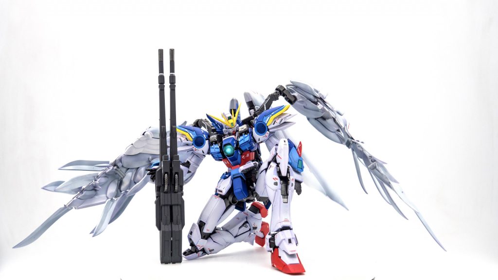 羽かっこいいですね、ずるいですね。