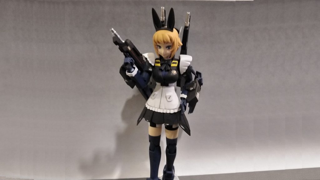キットが少し古いせいか可動はそこまでなく、可愛らしいポーズが取りにくいです。