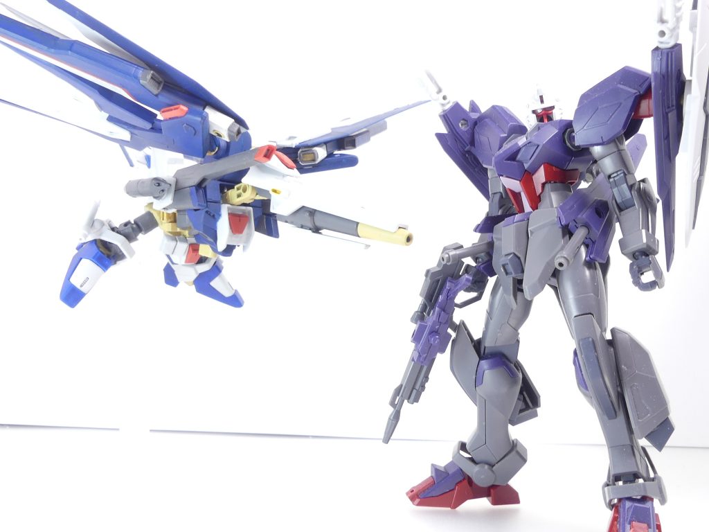 彼女は、未登録のELダイバーと出会う・・・【次回予告予定】アルという名前自体で既にネタバレ感がありますが。来年頭は武装1改挟んでこちらの改造機。ELダイバー・アルのリアルボディガンプラ、ALネイキッド。