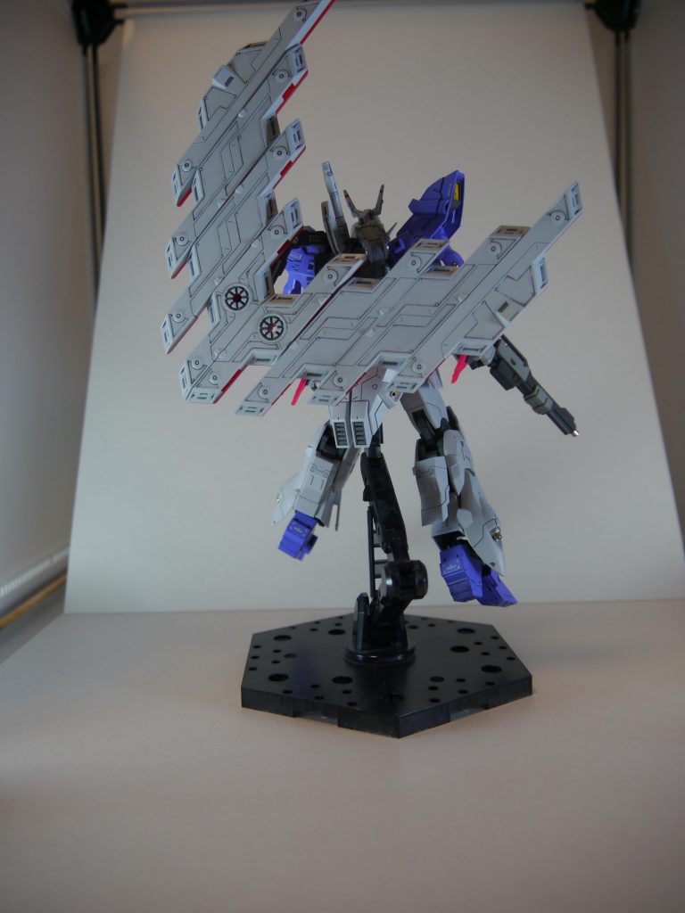 バックサイコプレートのスミイレが面倒でした下手くそなのか場所によって塗料が拭き取りきれなかったり、無くなってしまったりライトグレーなどで色分けしてもよかったかもしれません