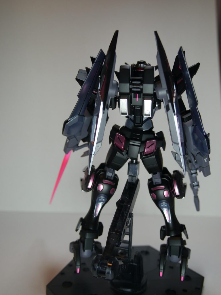 バックいいバックパックがなく探してたところガンスタでカッコいい作例が上がってたのでダイバーエースユニットを使用…すいません(--;)