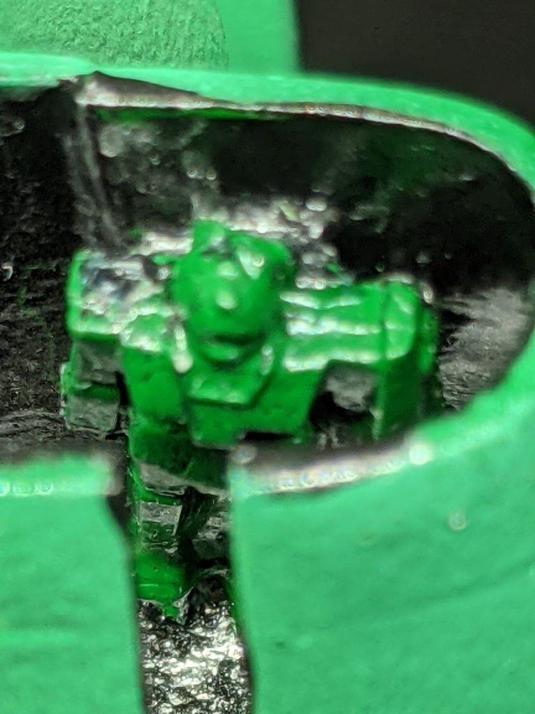 ムサイの胴体を改造し、MS搭載を最大8~10機ほど増えている。