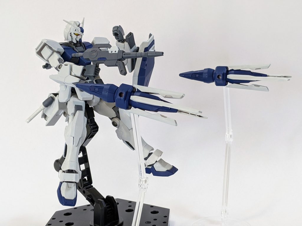 以上です。元のビビットな蛍光色も良かったですが、このような落ち着いたカラーリングもハマりますね。可動も良く組み立ても容易で、拡張性もそれなりにあるので、こうしたオリジナルガンプラを作るにはうってつけの素材だと思いました。