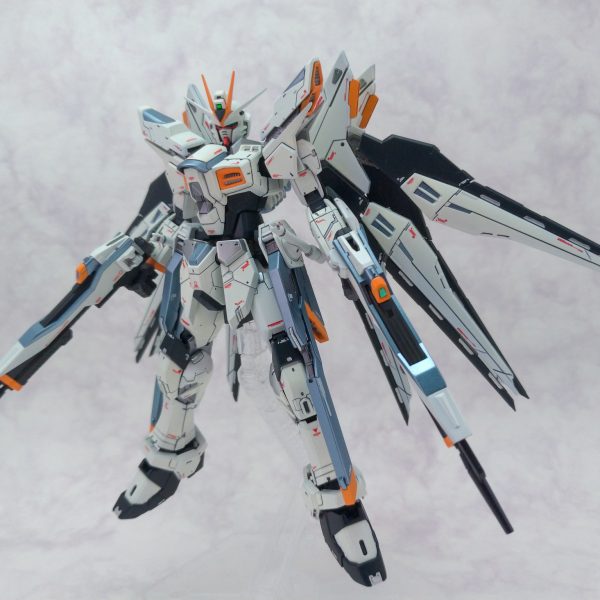 STRIKE FREEDOM GUNDAM “White-Knight”