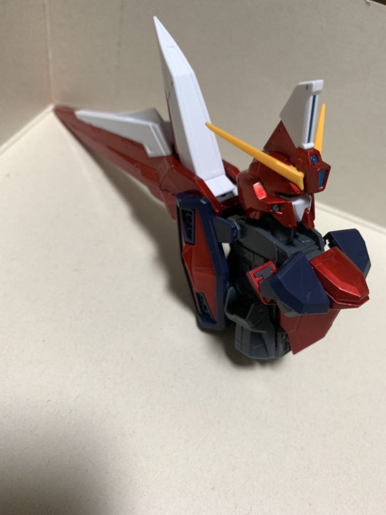 頭とボディだけを仕上げた途中の画像です。「イイ色になったなぁ♪」と思いながら作ってました。