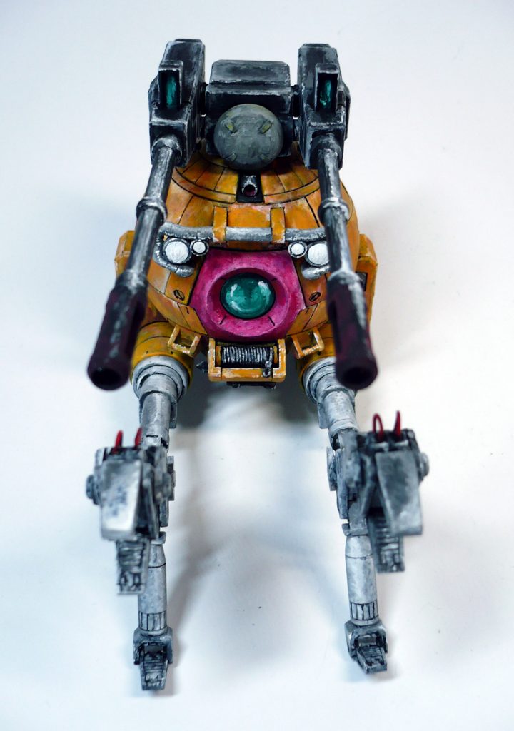 コクピットのガラス面部分だけ少し艶のある描写にしています。砲身先端部分は赤く熱を帯びたような色にしてみました。