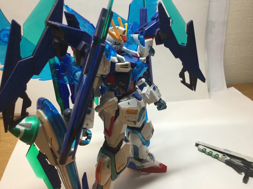 ファンネルはクアンタのビットとＡＧＥマグナムのファンネルを使用しました