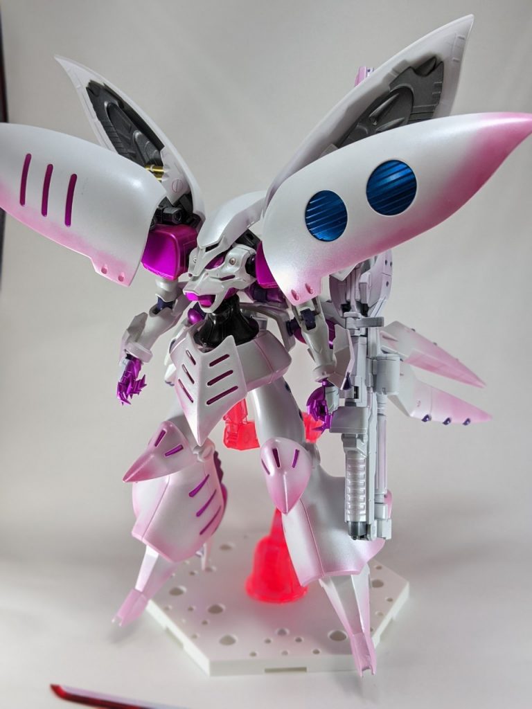 新たに腹部パーツを新規で作成し、腕部にパーツを追加、ハンドパーツも変更。バックパックも拡張、武装も追加し前回荒かった部分を一部塗り直しました。