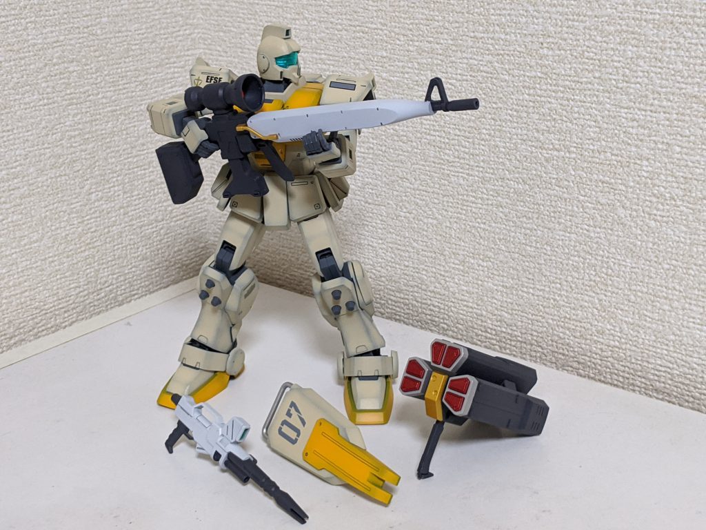 マシンガンは破損してありませんランチャーの赤はおもちゃっぽくなってしまいました 