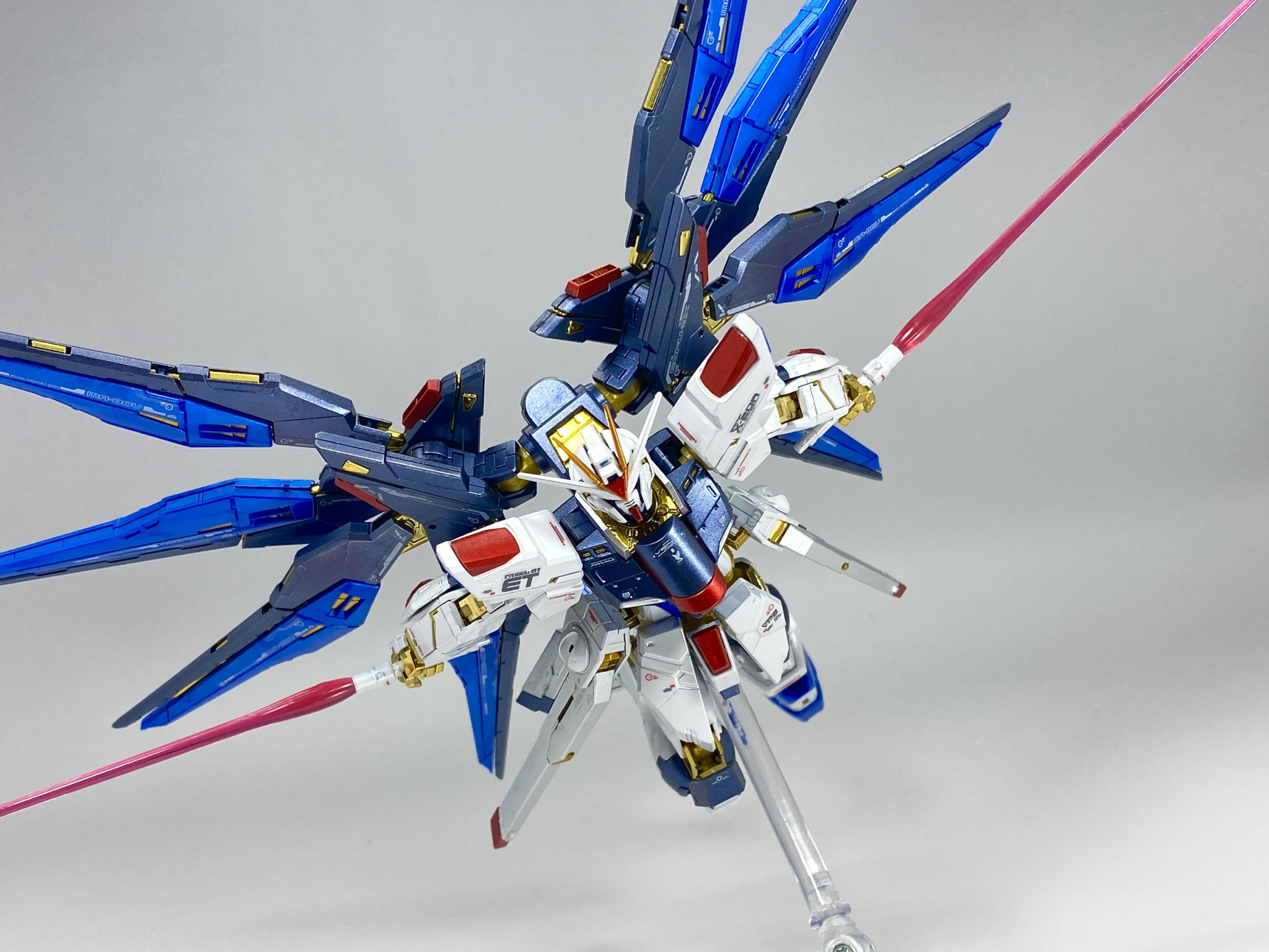 RG ストライクフリーダム チタニウムフィニッシュ 天空の翼セット-