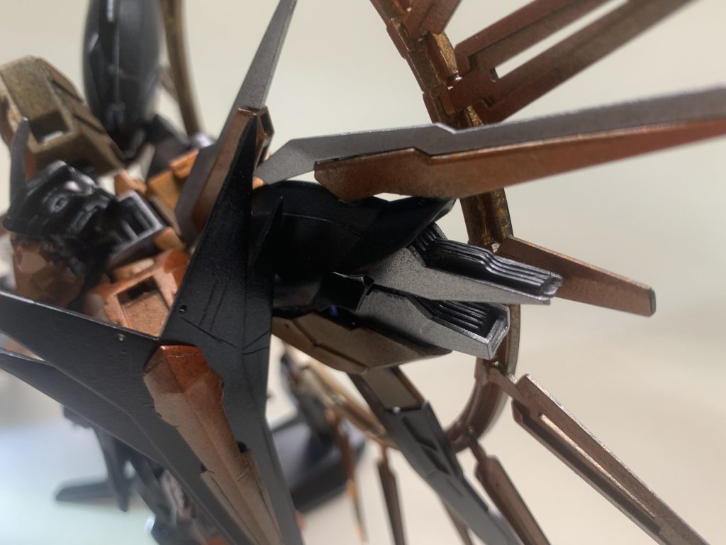 そういえば塗装する前にアンテナが折れて、片方だけにしてます。しょうみ片方だけの方がイメージに合う気がしません？わしはする。あとシイタケ