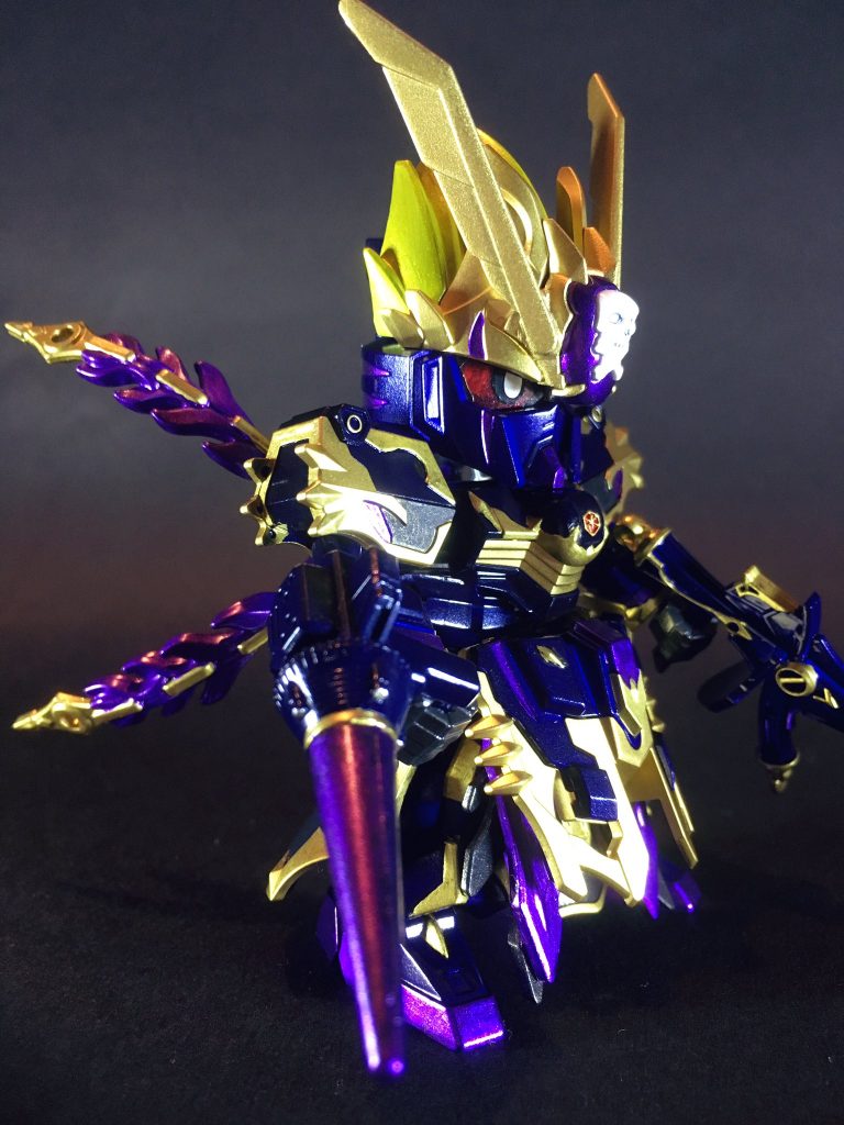 〜〜〜〜〜〜〜〜〜〜〜〜三国創傑伝・オリジナル武将の第四弾です。呂布軍→魏軍に所属した名将・臧覇(ぞうは)を武将に設定し、クロスボーンガンダムX2を演者として製作しました。