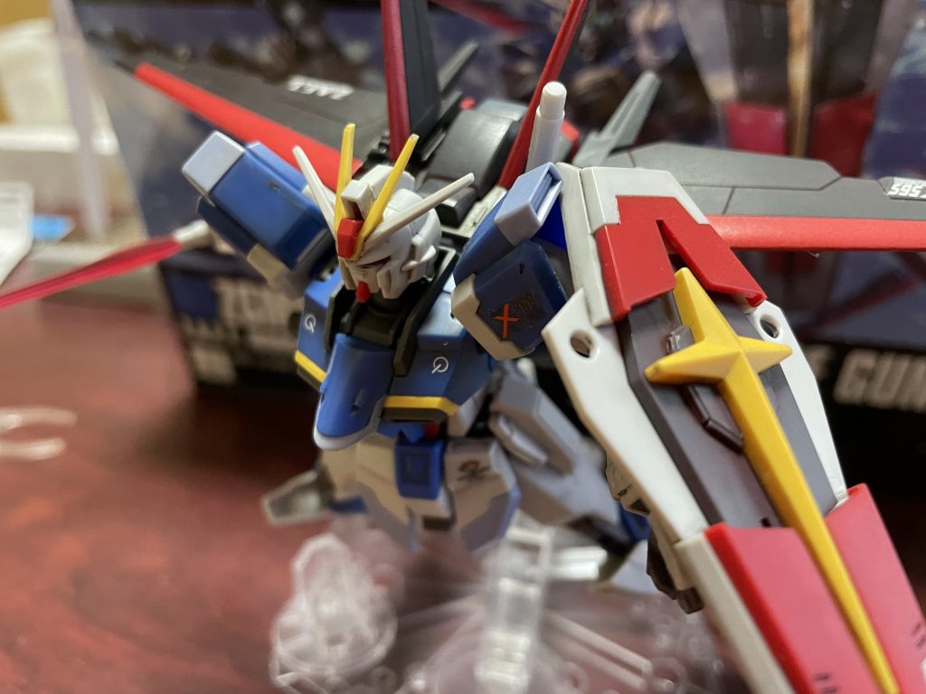 サーベル構えてビューンって感じで！！ごめんね。エクスカリバー持たせてあげれなくて(T ^ T)