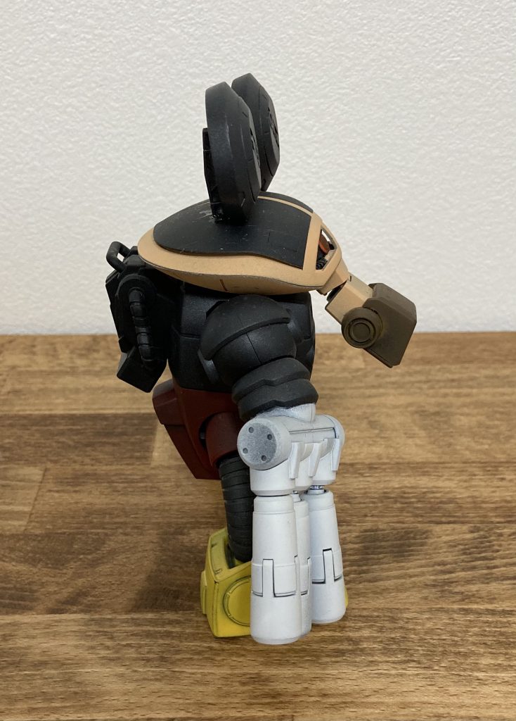 鼻は少し短めになっています。