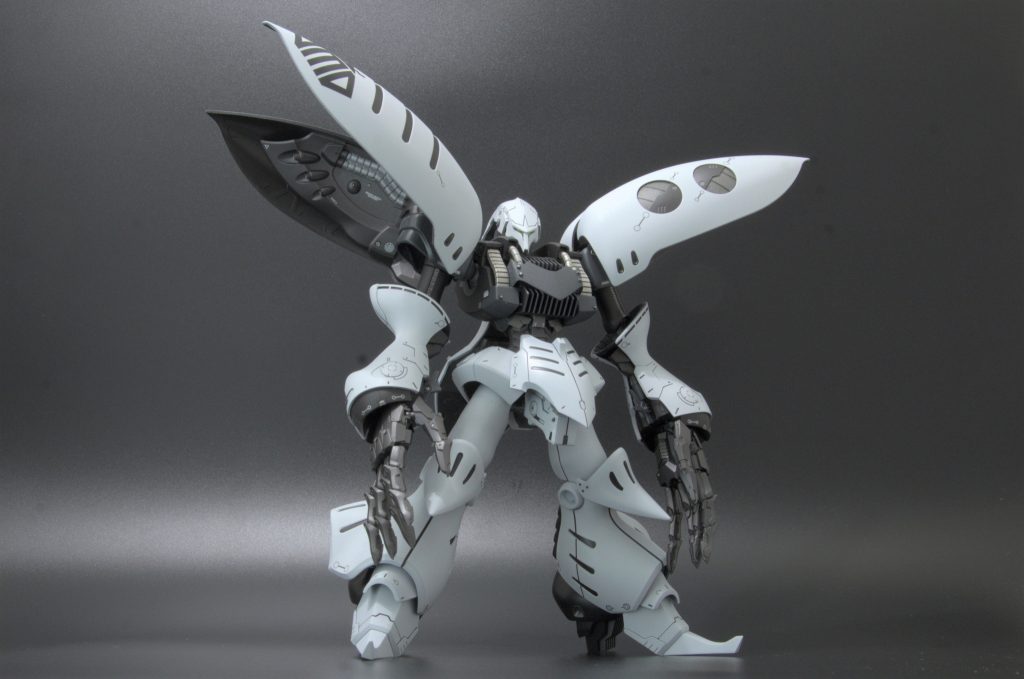 ヒールが高くなった分、通常のキュベレイよりも頭身が高くてスタイリッシュな印象。