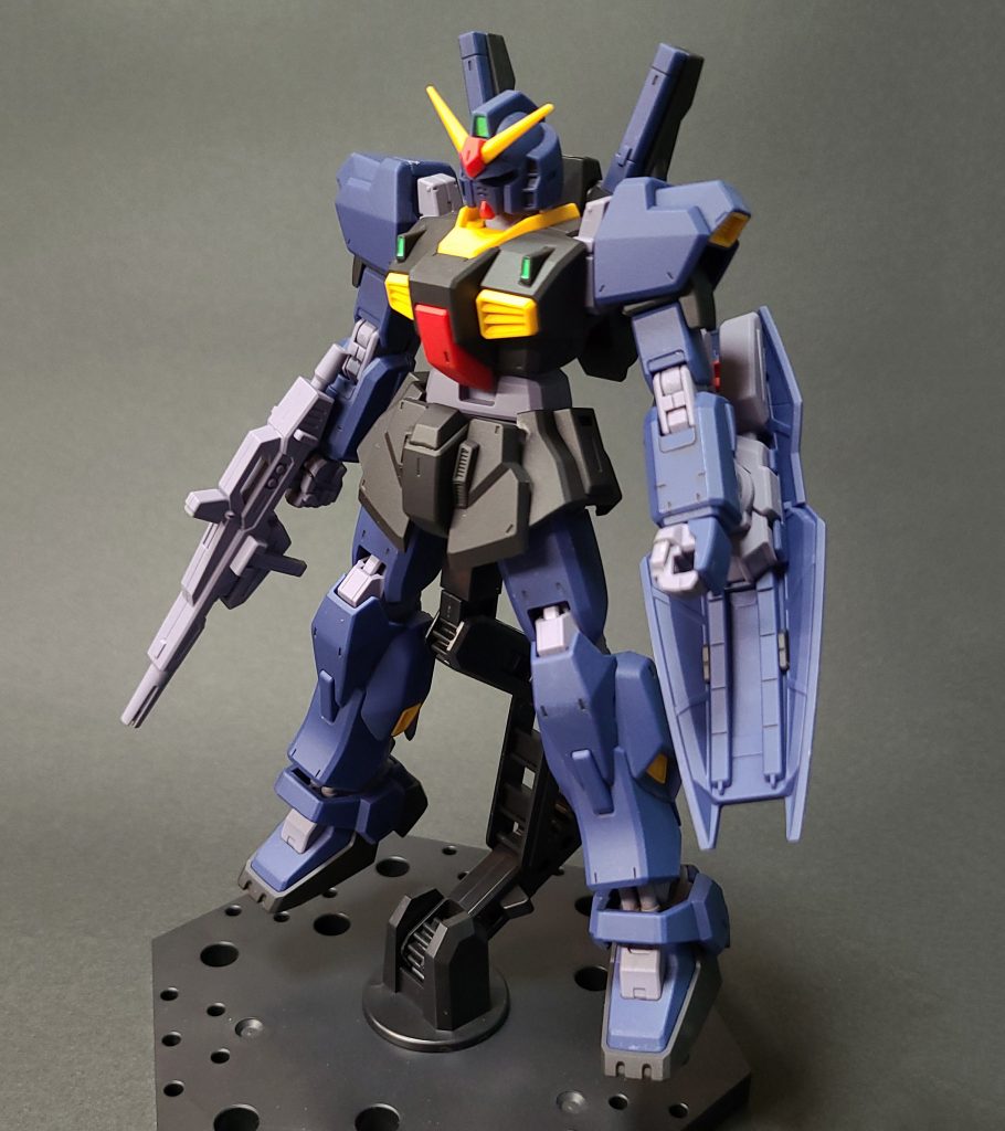 製作小話センサー類をガンダムマーカーで塗装そのあとにスミ入れとつや消しを行いました途中でトラブルも起きましたが無事に完成させることができましたカメラアイがきれいに塗装できたのがうれしかったです最後に今回はGUNSTA投稿作品として20作品目となります記念に自分のお気に入り機体の1つであるガンダムMk-Ⅱ ティターンズを製作しましたかっこよく見せようと写真も頑張ってみました少しでもいいなと思って頂ければ幸いですそれではここまで見ていただいてありがとうございましたまだまだ寒い時期が続きますので体調を崩されないようにお過ごしください✨