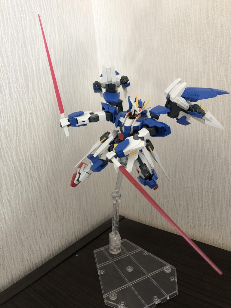 GNビームサーベル
近接武装はこれとGNソードIIビットのソードモード