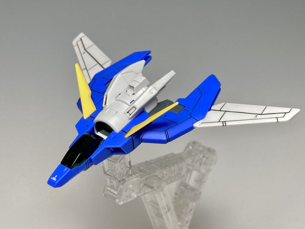 コアファイターも差し替えで再現されています。