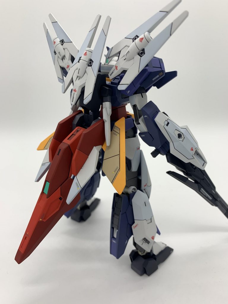 この後ろのゴチャメカ感が気に入っています。