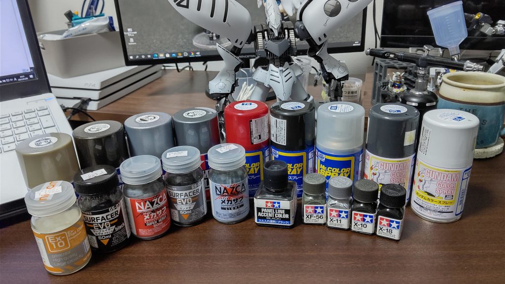 使った塗料たち。