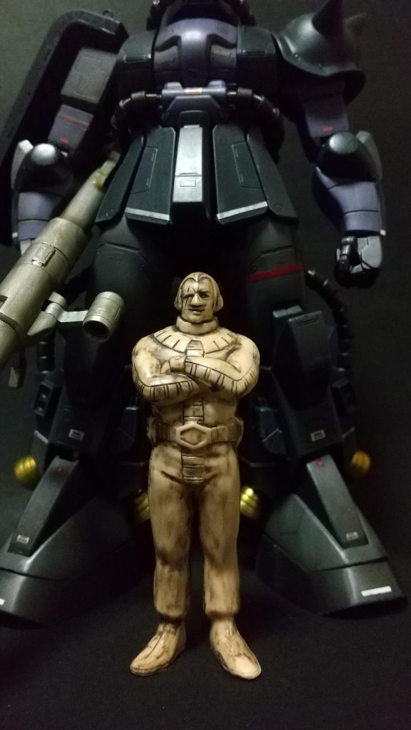 追加画像せっかくのマッシュさんを肖像っぽくウォッシングしたのですが、田んぼに落ちたけど恥ずかしいから強がってる人にしか見えなくなってしまい辛いです。もっとも、そんな人見たこと無いのですが