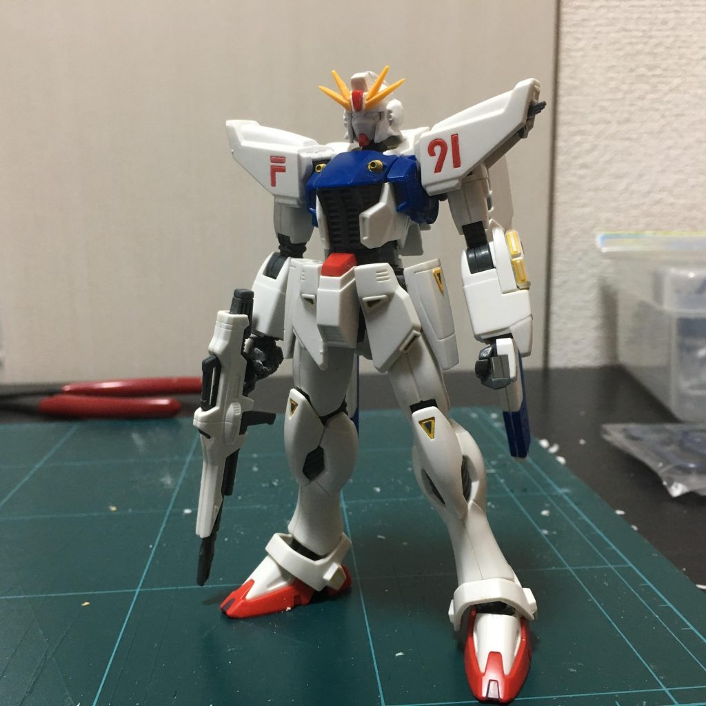 股関節位置を変えるだけの改造で満足していた頃の写真。それでも脚が細いのが気になってきて改修着手。