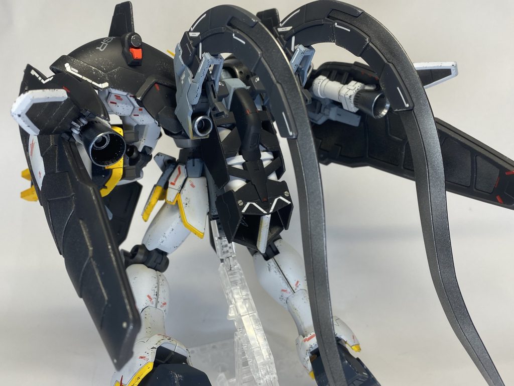 突撃中のバックショットがいい感じ