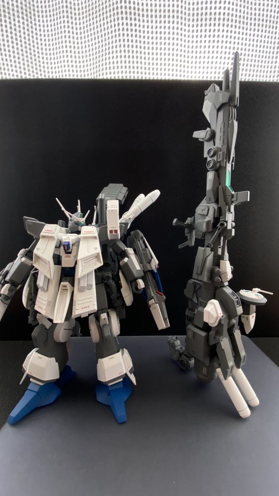 でかい。ってかコイツ自立しやがった。