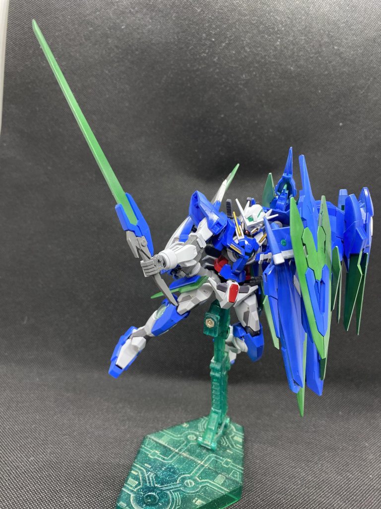 エクシアリペアⅣのGNタチがカッコ良かったのでスクラッチにも挑戦してみました。セブンソードです