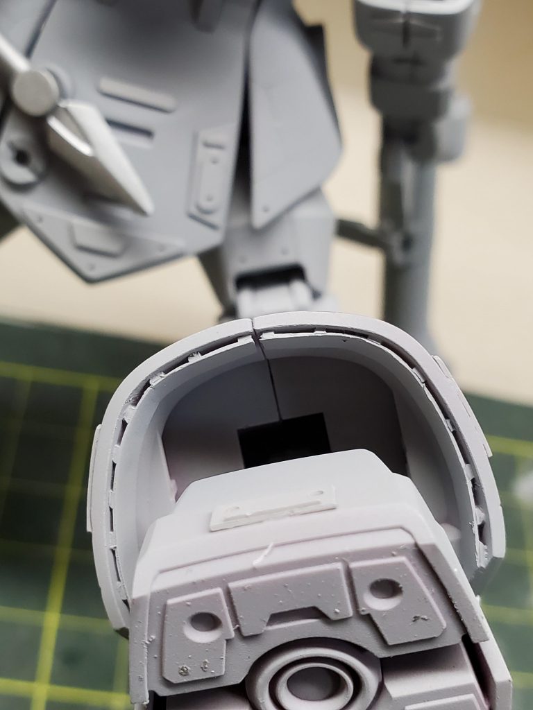 装甲に厚みを持たせてます。 