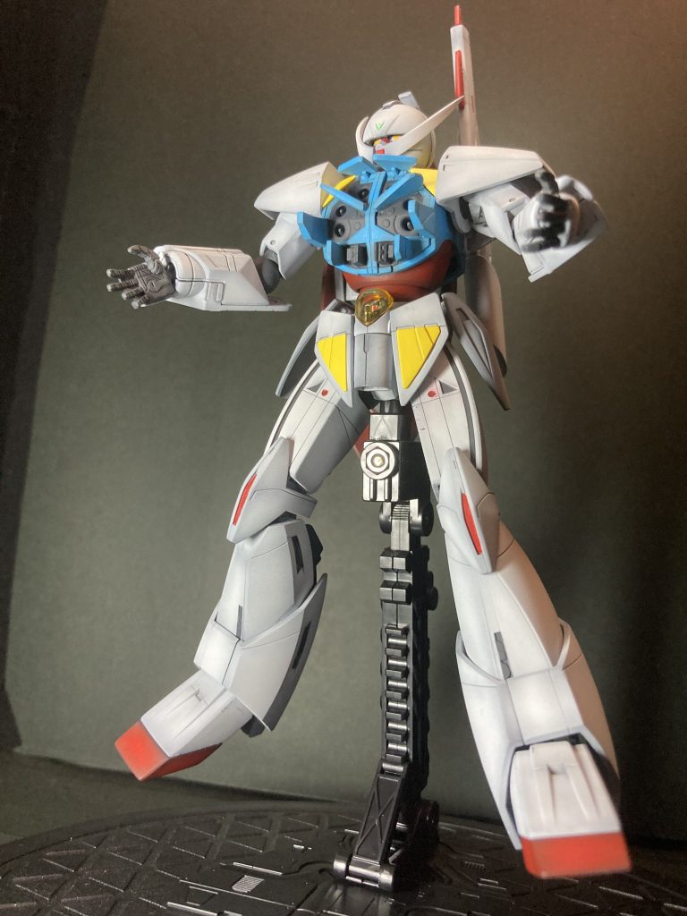 まずは胸部の塗分けですよね(笑)非常に苦労しましたね。。。でも、やってよかったと満足ですね(^O^)/