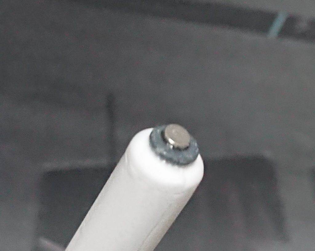 シールドとプロペラントタンクはネオジウム磁石で固定してます