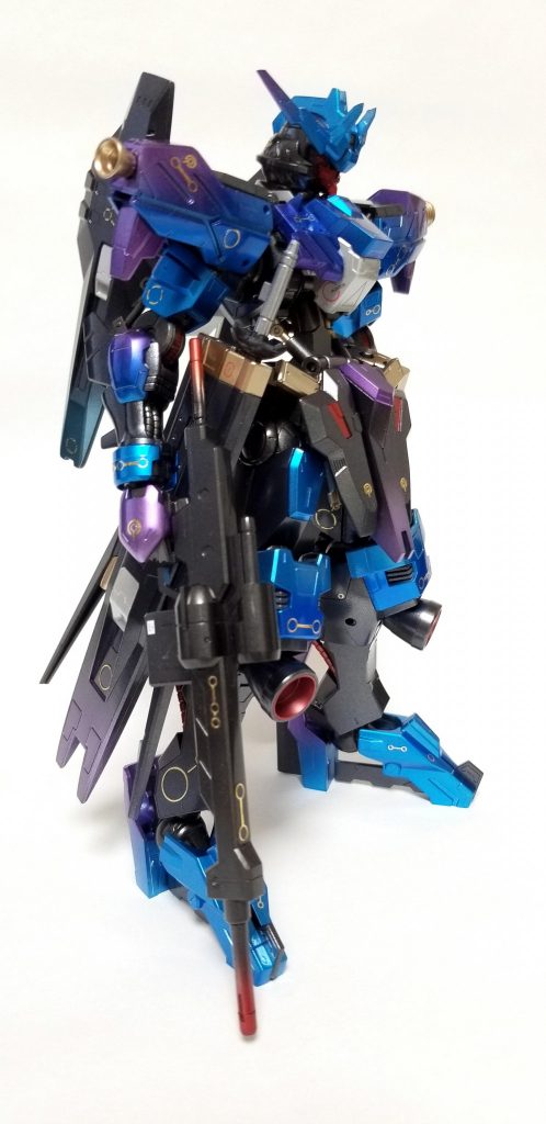 照明の位置悪くて暗いですね。