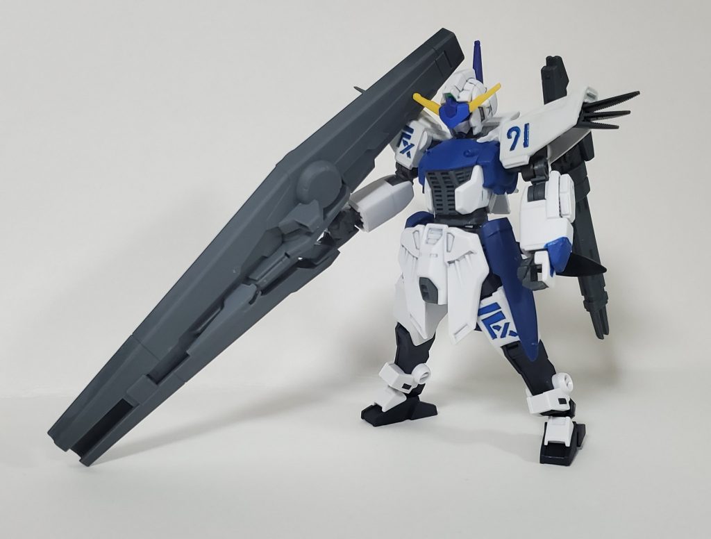 2021年最初のガンプラです。年越ししながら作りました。簡単な作りですが、いい感じに出来た気がします。装備はダイダルバズーカ・スタングルライフルビームサーベルレールキャノン胸部バルカンショートソードビームシールドです。